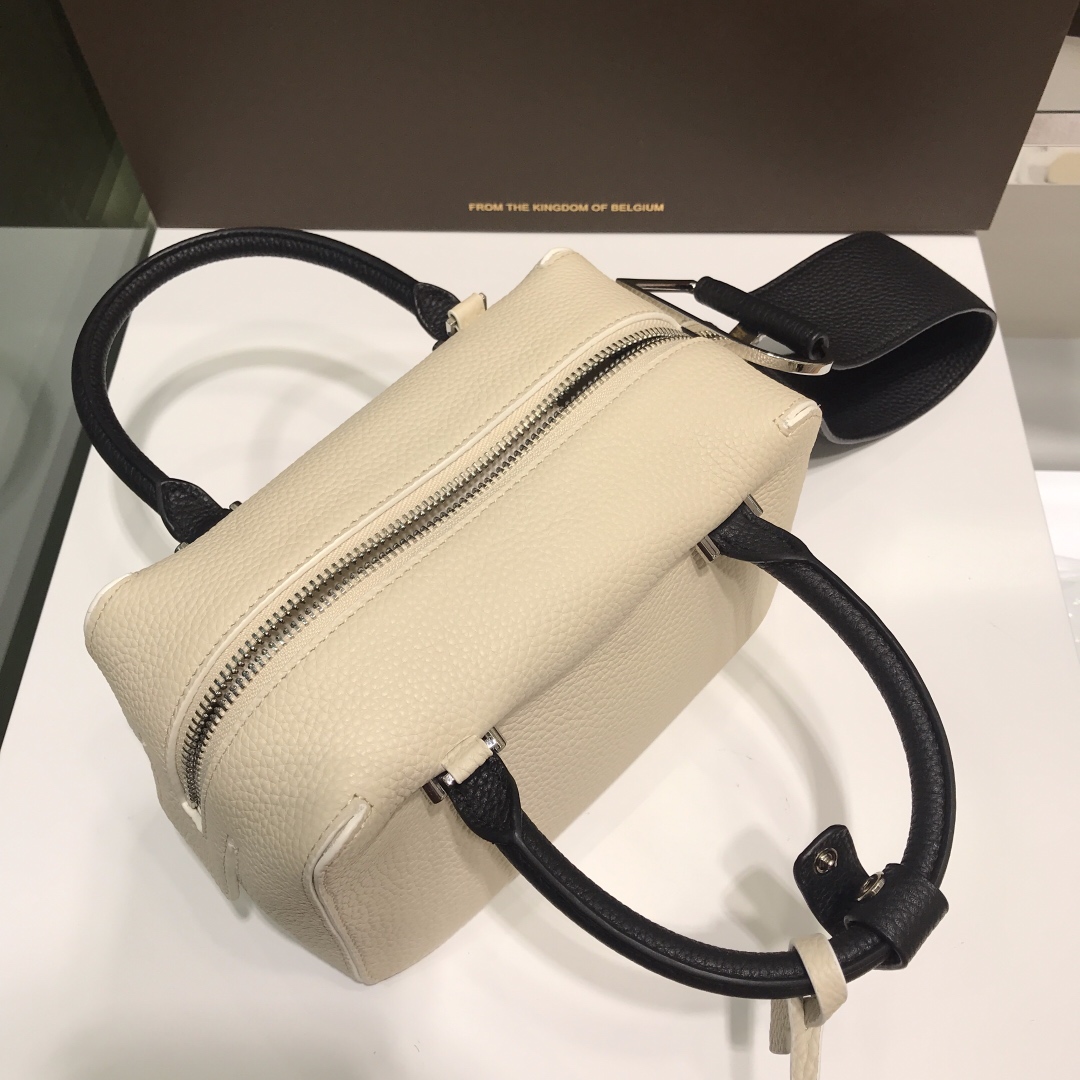 델보 쿨 박스백